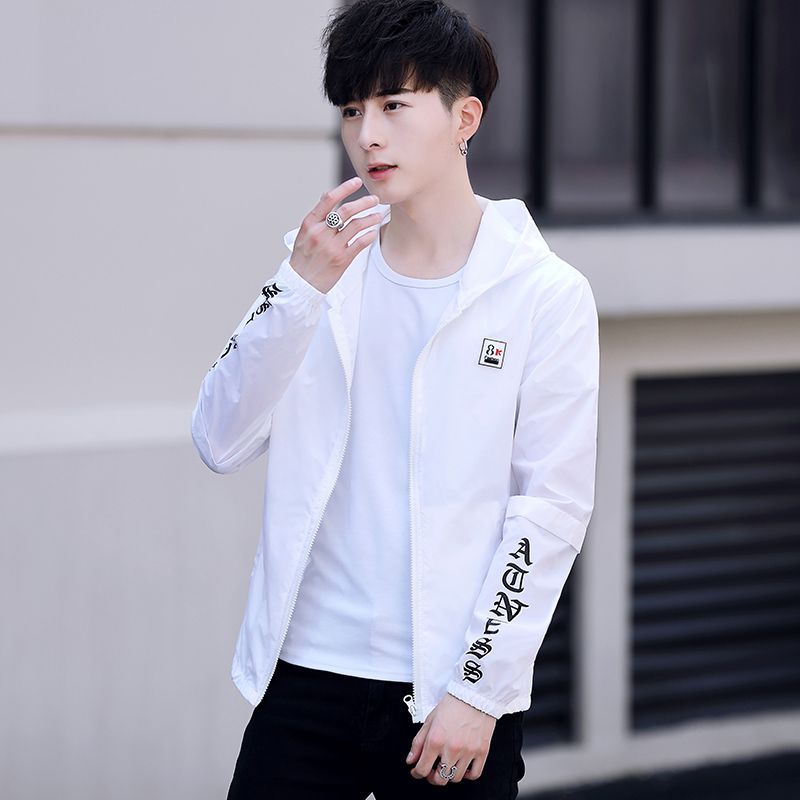 T-shirts & sun layers